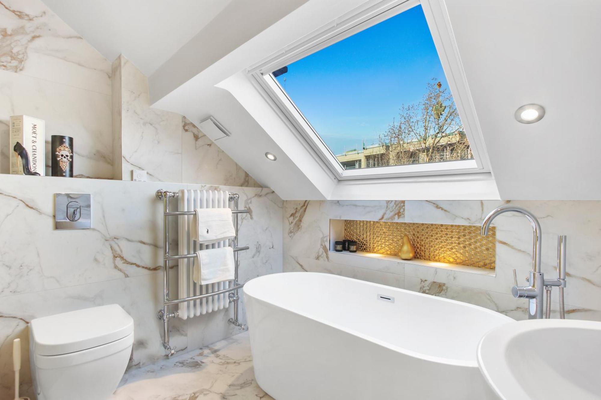 Stunning 3 Bed Duplex Apartment In The Heart Of West Hampstead ロンドン エクステリア 写真