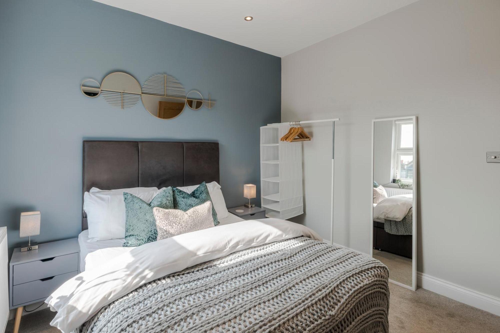 Stunning 3 Bed Duplex Apartment In The Heart Of West Hampstead ロンドン エクステリア 写真
