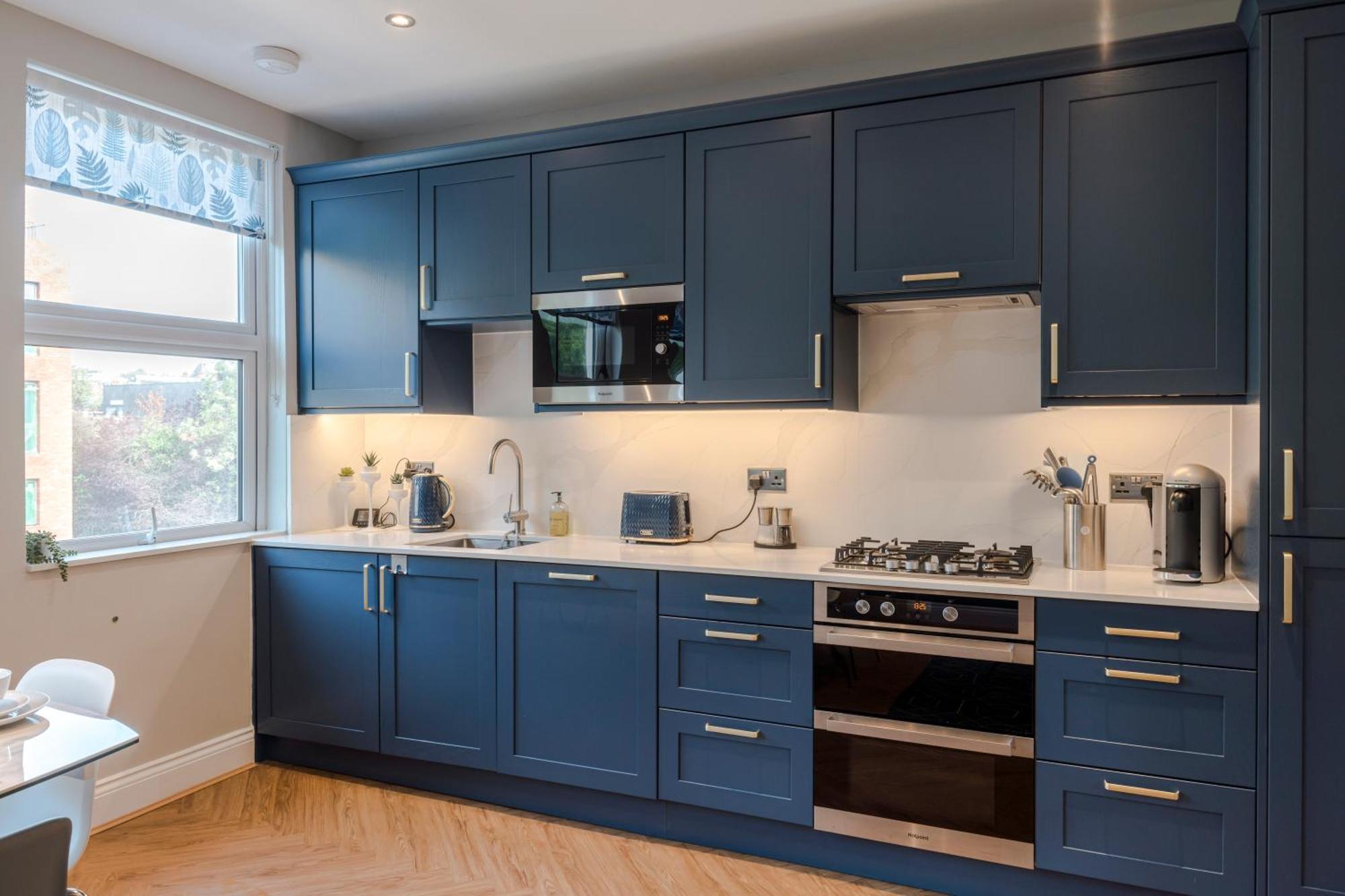 Stunning 3 Bed Duplex Apartment In The Heart Of West Hampstead ロンドン エクステリア 写真