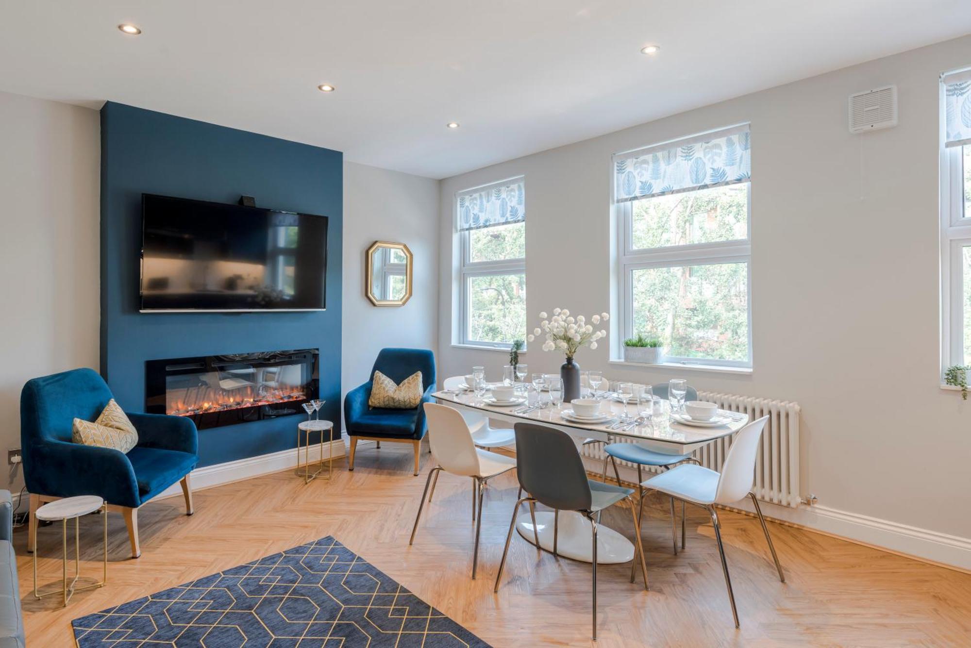 Stunning 3 Bed Duplex Apartment In The Heart Of West Hampstead ロンドン エクステリア 写真